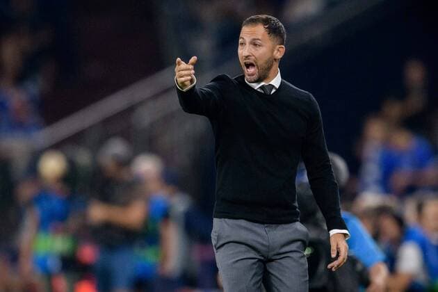 Coach Domenico Tedesco FC Schalke 04 gives instructions in the Champions League match between FC Schalke 04 and FC Porto on 18 09 2018 FC Schalke 04 vs FC Porto Champions League group stage 18 09 2018 Gelsenkirchen Copyright: xSchuelerx xEibnerx-xPressefotox EP_EER