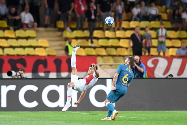 09 RADAMEL FALCAO (MONA) - 06 KOKE (ATL) - RETOURNE ACROBATIQUE FOOTBALL : Monaco vs Atletico Madrid - Ligue des Champions - 18 09 2018 FEP Panoramic 