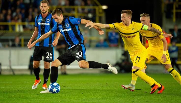 Bruegge Belgium 18 09 2018 UEFA Champions League 2018 19 Season Preliminary Round Group Stage Group A 1 Gameday Club Bruegge BV Borussia Dortmund Hans Vanaken Bruegge and Marco Reus BVB in action DeFodi001