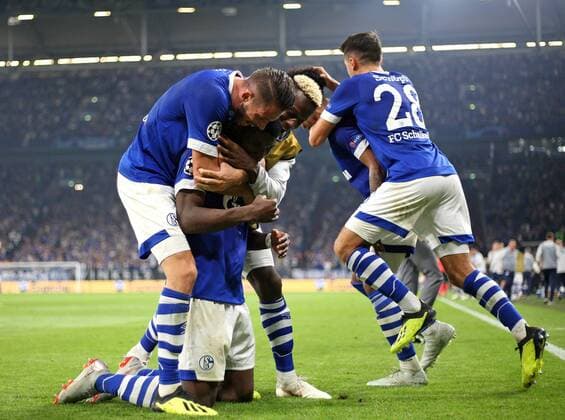 18 09 2018 Football UEFA Champions League 2018 2019 Group Stage 1 Gameday FC Schalke 04 FC Porto in the VELTINS Arena Gelsenkirchen Jubel Schalke 04 Goal to the 1 0 DFL and DFB regulations prohibit any use of images as image sequences or quasi video