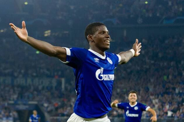 Gelsenkirchen Germany 18 09 2018 UEFA Champions League 2018 19 Season Group Stage Group D 1 Gameday FC Schalke 04 FC Porto Goal scored on Goalkeeper Breel Embolo S04 cheered DeFodi053
