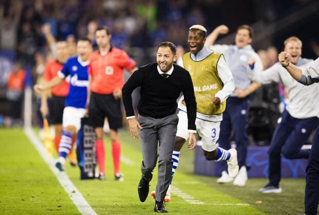 Gelsenkirchen 18 09 2018 Cheers Coach Domenico Tedesco S04 FC Schalke 04 FC Porto