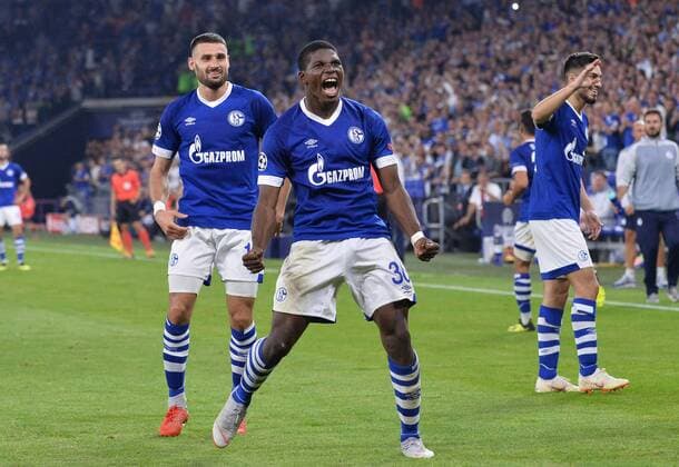 Soccer Champions League Group Stage 1 Gameday FC Schalke 04 FC Porto on 18 09 2018 in the Veltins Arena in Gelsenkirchen Goalkeeping for the 1 0 by Breel Embolo Schalke in front DFL Regulations prohibit any use of images as or sequences xTTx