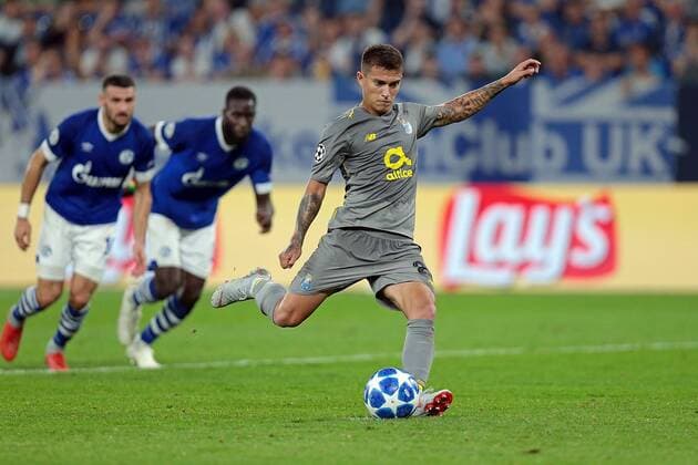 18 09 2018 xovx Football UEFA Champions League FC Schalke 04 FC Porto defeated Otavio FC Porto 1-1 DFL DFB REGULATIONS PROHIBIT ANY USE OF PHOTOGRAPHS as IMAGE SEQUENCES and or QUASI VIDEO Gelsenkirchen