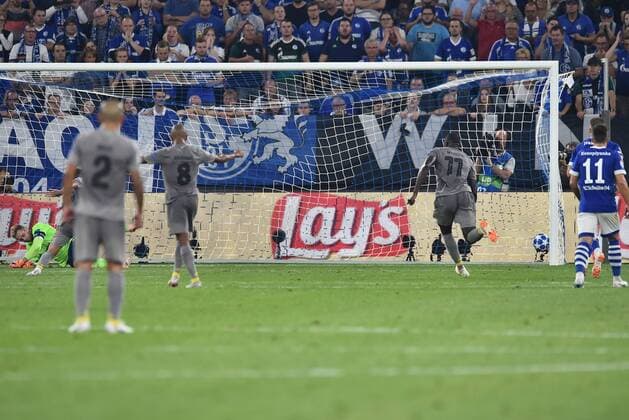 Football Champions League Group Stage 1 Gameday FC Schalke 04 FC Porto on 18 09 2018 in the Veltins Arena in Gelsenkirchen Otavio Porto meets for the 1 1 DFL Regulations prohibit any use of images as or sequences of video xTTx