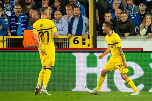 Bruegge Belgium 18 09 2018 UEFA Champions League 2018 19 Season Preliminary Round Group Stage Group A 1 Gameday Club Bruegge BV Borussia Dortmund Torjubel Christian Pulisic BVB celebrates his 0-1 DeFodi001 victory
