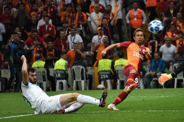Galatasaray s Yuto Nagatomo during the Champions League, group D match between Galatasaray and Lokomotiv Moscow, at the Istanbul Turk Telekom Stadium, Turkey, Tuesday, Sept. 18, 2018. (  Copyright: DepoxPhotos 16117985