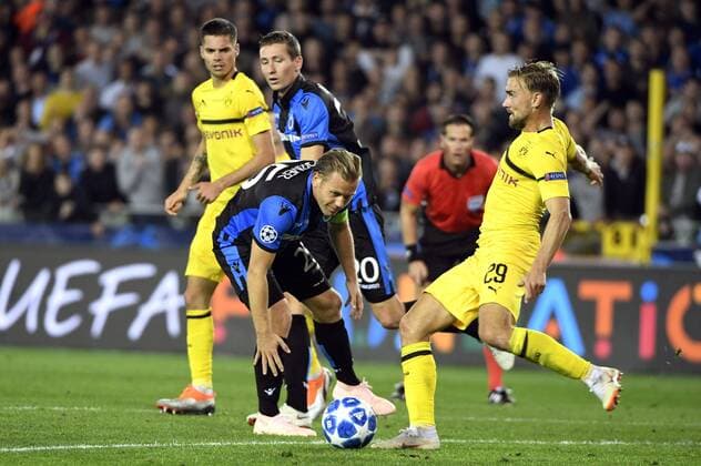 BRUGGE, BELGIUM - SEPTEMBER 18 : Ruud Vormer midfielder of Club Brugge and Marcel Schmelzer defender of Borussia Dortmund pictured during a the UEFA Champions League Group A stage match between Club Brugge and Borussia Dortmund at the Jan Breydel stadium on September 18, 2018 in Brugge, Belgium , 18 09 2018 FOOTBALL : Club Brugge v Borussia Dortmund - UEFA Ligue des champions - 18 09 2018 PHOTONEWS PANORAMIC  775218906