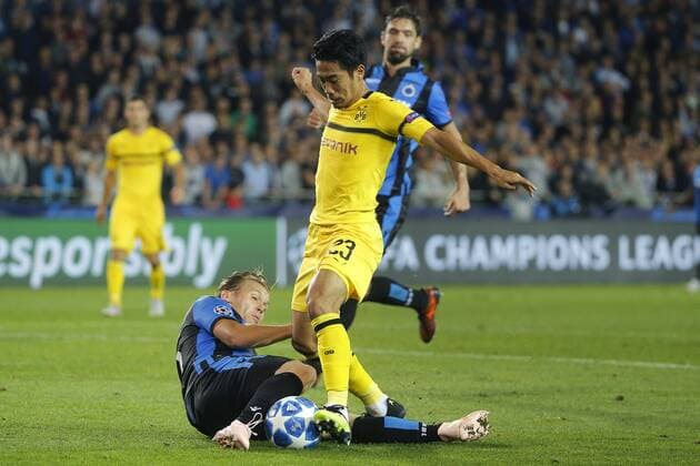 BRUGGE, BELGIUM - SEPTEMBER 18 : Ruud Vormer midfielder of Club Brugge and Shinji Kagawa midfielder of Borussia Dortmund pictured during the UEFA Champions League Group A stage match between Club Brugge and Borussia Dortmund at the Jan Breydel stadium on September 18, 2018 in Brugge, Belgium , 18 09 2018 FOOTBALL : Club Brugge v Borussia Dortmund - UEFA Ligue des champions - 18 09 2018 PHOTONEWS PANORAMIC  775218906