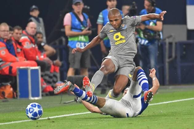 GER FC Schalke 04 GER vs FC Porto POR 18 09 2018 Veltins Arena Gelsenkirchen Championsleque Preliminary Round GER FC Schalke 04 GER vs FC Porto POR DFL regulations prohibit any use of photographs image sequences and or quasi video pictured picture shows nordphotox xMeuter nph00351