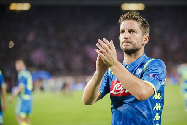 18th September 2018, Rajko Mitic Stadium, Belgrade, Serbia; UEFA Champions League football, Red Star Belgrade versus Napoli; Dries Mertens of Napoli applauds his fans  ActionPlus12063705 NikolaxKrstic