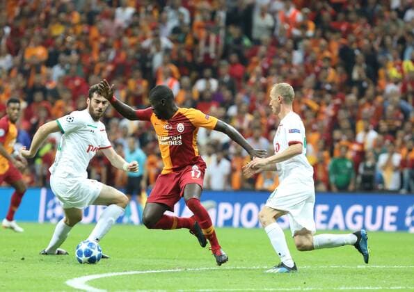 Badou Ndiaye of Galatasaray and of Lokomotiv Moscow During the Champions league match between Galatasaray and Lokomotiv Moscow at Turk Telekom Stadium in Istanbul , Turkey on September 18 , 2018. 