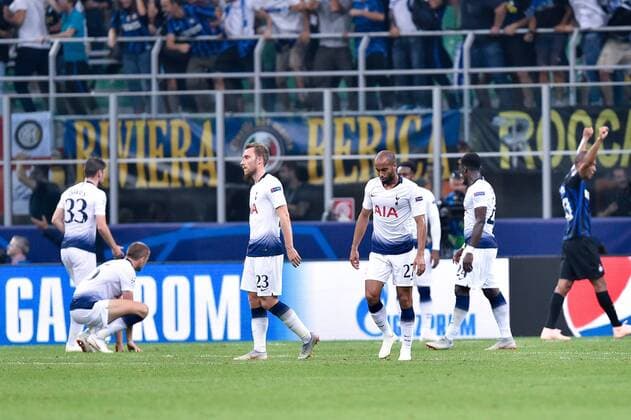 September 18, 2018 - Milan, Milan, Italy - Players of Tottenham look dejected after Matias Vecino of Inter Milan scored second goal during the UEFA Champions League Group B match between Inter Milan and Tottenham Hotspur at Stadio San Siro, Milan, Italy on 18 September 2018. Inter Milan v Tottenham Hotspur.UEFA Champions League.18 09 2018.  - ZUMAn230 20180918_zaa_n230_354 Copyright: xGiuseppexMaffiax