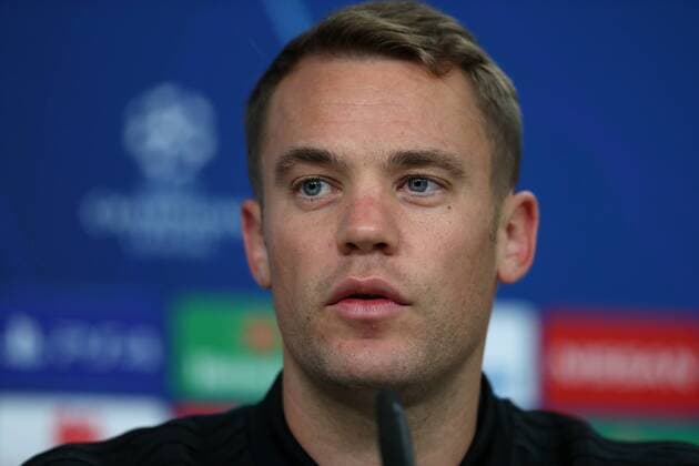 September 18, 2018 - Lisbon, Portugal - Bayern s goalkeeper Manuel Neuer from Germany attends a press conference PK Pressekonferenz on the eve of the UEFA Champions League Group E football match SL Benfica vs Bayern Munich at the Luz stadium in Lisbon, Portugal on September 18, 2018. Bayern Muenchen Training And Press Conference - UEFA Champions League  - ZUMAn230 20180918_zaa_n230_239 Copyright: xPedroxFiuzax