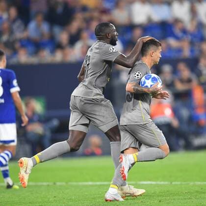 UEFA Champions League Group Stage Game 1 Season 2018 2019 FC Schalke 04 vs FC Porto 18 09 18 Veltinsarena Gelsenkirchen Moussa Marega Otavio both FC Porto cheering UEFA regulations prohibit any use of images as image sequences or quasi video