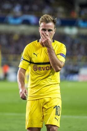 Football Champions League Season 2018 2019 Group Stage 1 Gameday Club Bruges Borussia Dortmund on 18 09 2018 at Jan Breydel Stadium in Bruges Belgium Dortmunds Mario Götze Goetze wipes his face DFL REGULATIONS PROHIBIT ANY USE OF PHOTOGRAPHS AS IMAGE SEQUENCES AND OR QUASI VIDEO Copyright: xKirchner DavidxInderliedx