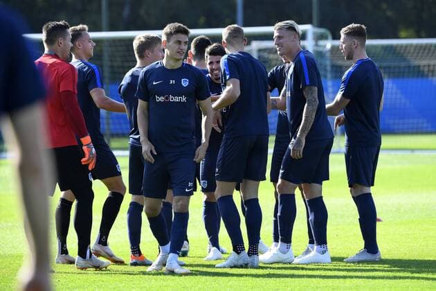 Joakim Maehle forward of Genk, Sebastien Dewaest defender of Genk FOOTBALL : Entrainement Genk - Ligue europeenne - 19 09 2018 PhotoNews Panoramic  775219968