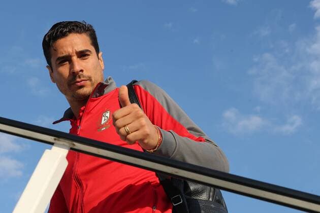 Standard s Guillermo Ochoa pictured during the departure of Belgian soccer team Standard de Liege for Sevilla, Spain, Wednesday 19 September 2018 at Liege Airport. Tomorrow Standard will meet Spanish club Sevilla FC on day one of the UEFA Europa League group stage. BRUNOxFAHY  x05429102x