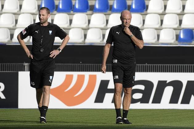 Malmo FF s head coach German Uwe Rosler (R) pictured during a training of Swedish club Malmo FF, Wednesday 19 September 2018 in Genk. Tomorrow Malmo FF will meet Belgian soccer team KRC Genk on day one of the UEFA Europa League group stage. YORICKxJANSENS  x05429433x