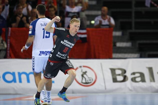 SG Flensburg Handewitt vs HC PPD Zagreb Handball EHF Champions League group stage 19 09 18 Cheers to Magnus Joendal SG Flensburg Handewitt 18 xmmkx