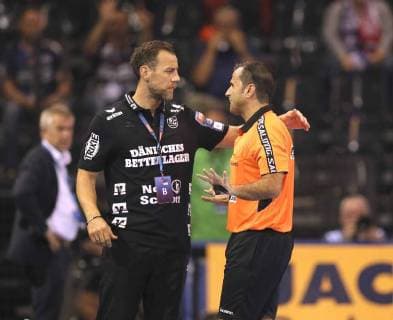 Photo coach Maik Machulla Flensburg and the referee handball men 1 Bundesliga on Wed 19 09 2018 Flensburg HC Zagreb