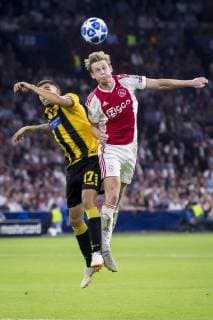 AMSTERDAM, AFC Ajax - AEK Athens FC, football, Champions League, season 2018-2019, 19-09-2018, Stadium Johan Cruijff Arena, Ajax player Frenkie de Jong (R), AEK Athens player Viktor Klonaridis (L) Ajax - AEK Athens  x2477009x