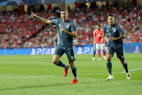 Robert Lewandowski Bayern Muenchen 9 rejoicing after 0 1 Bayern Munich vs Benfica Lisbon Soccer Champions League Group stage 19 09 2018 Bayern Munich vs Benfica Lisbon Soccer Champions League Group stage 19 09 2018 Lisbon Copyright: xLanger Eibner-Pressefotox EP_HLR
