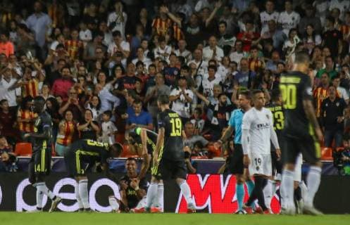 Expulsion of Ronaldo during the football match between Valencia CF and Juventus FC on September 19, 2018 at Mestalla Stadium in Valencia Spain  xCarlaxCortesx xValenciaxCFxvsxJuventusxFCx