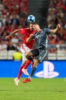 Lisbon Portugal 19 09 2018 UEFA Champions League 2018 19 Season Group Stage Group E 1 Gameday Benfica Lisbon FC Bayern Muenchen Jardel Lisbon and Robert Lewandowski FCB in a duel DeFodi053