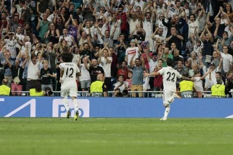 Real Madrid s Marcelo Vieira (L) and Francisco Alarcon Isco (R) celebrate goal during Champions League match. September 19, 2018.  (201809190030)