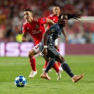 Lisbon Portugal 19 09 2018 UEFA Champions League 2018 19 Season Group Stage Group E 1 Gameday Benfica Lisbon Bayern Munich Alejandro Grimaldo Lisbon and Renato Sanches FCB in a duel DeFodi053