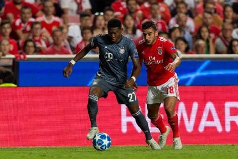 Lisbon Portugal 19 09 2018 UEFA Champions League 2018 19 Season Group Stage Group E 1 Gameday Benfica Lisbon FC Bayern Munich David Alaba FCB and Eduardo Salvio Lisbon in a duel DeFodi053