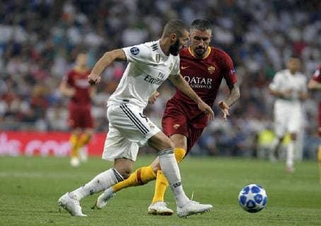 Soccer match between Real Madrid and Rome of the Champions League 2018 2019 held at the Santiago Bernabeu stadium in Madrid Photo Jose Cuesta 261 Cordon Press Karim Benzema  xJosexLuisxCuestax xx