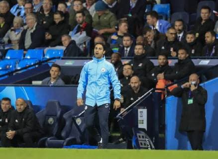 19th September 2018, Etihad Stadium, Manchester, England; UEFA Champions League football, Manchester City versus Lyon; Manchester City assistant manager Michael Arteta shouts his disapproval from the sidelines  ActionPlus12063887 ConorxMolloy