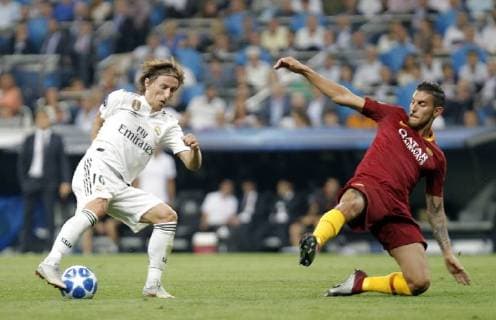 Soccer match between Real Madrid and Roma of the Champions League 2018 2019 held at the Santiago Bernabeu stadium in Madrid Photo Jose Cuesta 261 Cordon Press Luka Modric  xJosexLuisxCuestax xx