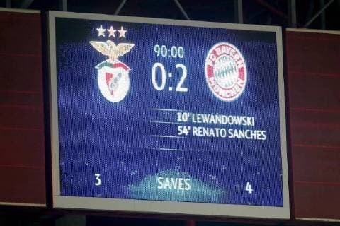 Scoreboard with final score 0 2 Benfica vs FC Bayern Muenchen Soccer Champions League Group stage 19 09 2018 Benfica vs FC Bayern Munich vs Soccer Champions League Group stage 19 09 2018 Lisbon Copyright: xLanger Eibner-Pressefotox EP_HLR