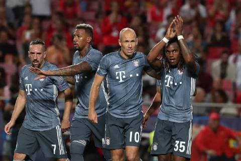 September 19, 2018 - Lisbon, Portugal - Bayern Munich s midfielder Renato Sanches from Portugal (35) celebrates with teammates after scoring during the UEFA Champions League Group E football match SL Benfica vs Bayern Munich at the Luz stadium in Lisbon, Portugal on September 19, 2018. UEFA Champions League Group E football match SL Benfica vs Bayern Munich - ZUMAf123 20180919_zap_f123_007 Copyright: xPedroxFiuzax