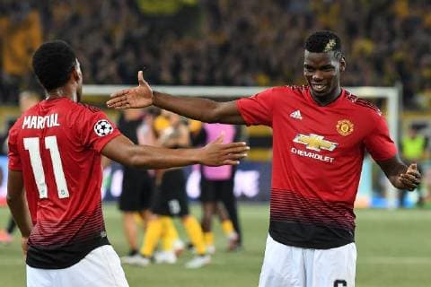Soccer UEFA Champions League BSC Young Boys Manchester United FC Berne Switzerland 19 09 2018 Football UEFA Champions League Season 2018 2019 BSC Young Boys Manchester United FC Manchester Paul Pogba right celebrates with Anthony Martial the 0 3 victory in Bern