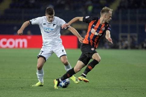 Forward Andrej Kramaric (L) of TSG 1899 Hoffenheim and midfielder Serhii Bolbat of FC Shakhtar Donetsk are seen in action during the UEFA Champions League Group F match at the Metalist Stadium, Kharkiv, northeastern Ukraine, September 19, 2018. Ukrinform. Shakhtar 2-2 Hoffenheim in Kharkiv  Copyright: xVyacheslavxMadiyevskyyx