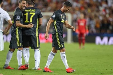 September 19, 2018 - Valencia, Spain - Cristiano Ronaldo of Juventus FC reacts after receiving a red card during the UEFA Champions League, Group H football match between Valencia CF and Juventus FC on September 19, 2018 at Mestalla stadium in Valencia, Spain Football - UEFA Champions League - Valencia CF vs Juventus FC  - ZUMAb169 20180919_zaa_b169_014 Copyright: xManuelxBlondeau Aop.Pressx
