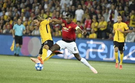 19 09 2018 Bern Switzerland Stade de Suisse Football Mens Champions League Season 2018 2019 BSC Young Boys Manchester United Pictured Paul Pogba Manchester left Kevin Mbabu YB action duel