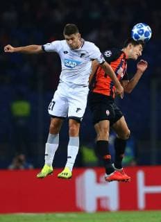 19.09.2018 Kharkiv(Ukraine) FC Shakhtar Donetsk-TSG 1899 Hoffenheim champions league men s football Andrej Kramaric(L)TSG 1899 Hoffenheim, Taras Stepanenko(R)FC Shakhtar :Str 