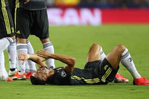 September 19, 2018 - Valencia, Spain - Cristiano Ronaldo of Juventus FC reacts after receiving a red card during the UEFA Champions League, Group H football match between Valencia CF and Juventus FC on September 19, 2018 at Mestalla stadium in Valencia, Spain Football - UEFA Champions League - Valencia CF vs Juventus FC  - ZUMAb169 20180919_zaa_b169_010 Copyright: xManuelxBlondeau Aop.Pressx