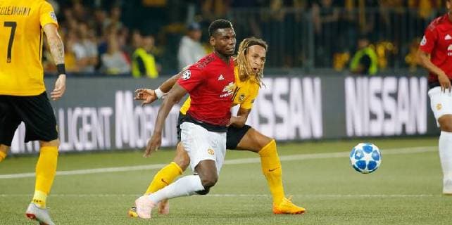 19 09 2018 Stade de Suisse Bern SWITZERLAND Season 2018 2019 Men Soccer UEFA Champions League Group match BSC Young Boys Bern Manchester United Paul Pogba left Manchester against Kevin Mbabu Young Boys