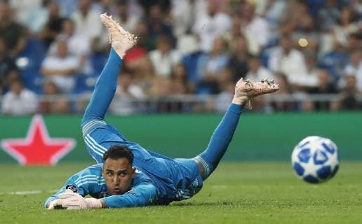 Partido de Liga de Campeones entre el Real Madrid y la Roma en el Bernabéu. En la imagen, Keylor Navas. Champions League match between Real Madrid and Roma. In this picture, Keylor Navas. 