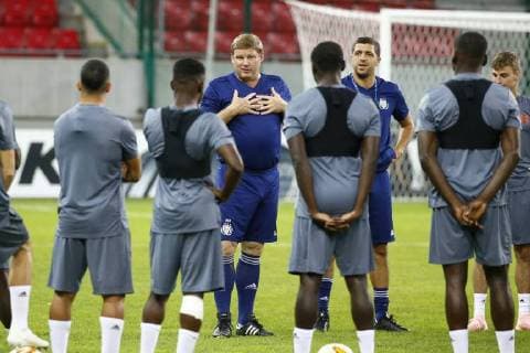 team and Hein Vanhaezebrouck head coach of RSC Anderlecht FOOTBALL : Entrainement - Rsc Anderlecht- Ligue europeenne - Trnava - 19 09 2018 PhotoNews Panoramic  775219981