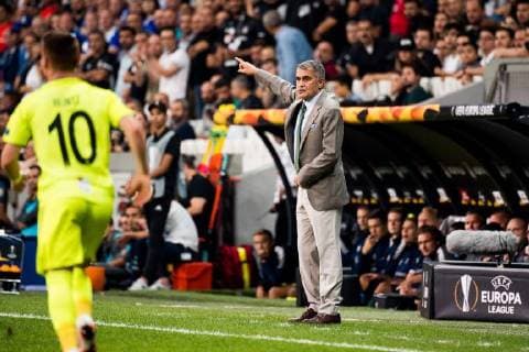 180920 Senol Günes head coach of Besiktas during the Europa League match between Besiktas and Sarpsborg 08 on September 20, 2018 in Istanbul Photo Fredrik Varfjell BILDBYRAN Code FV 150142  Copyright: FREDRIKxVARFJELL BB180920FV025