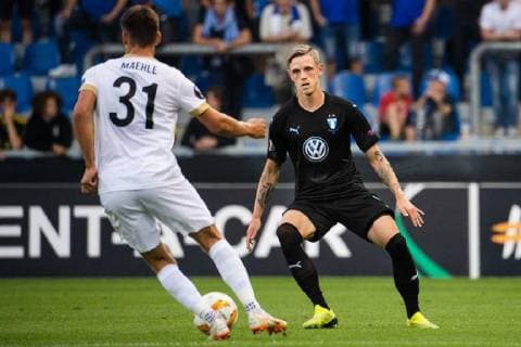 180920 Joakim Maehle or Genk and Sören Rieks of Malmö FF during the Europe League group stage match between Genk and Malmö FF on September 20, 2018 in Genk Photo Ludvig Thunman BILDBYRAN Code LT 35538  Copyright: LUDVIGxTHUNMAN BB180920LT021