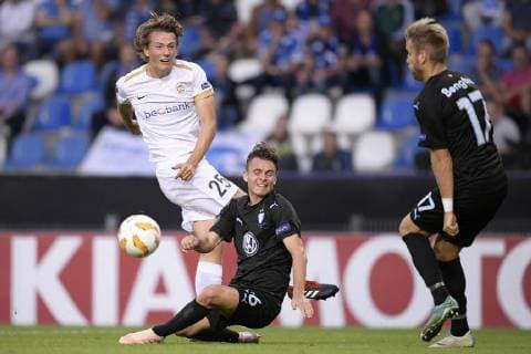 Fußball, EL, KRC Genk - Malmö FF Genk s Sander Berge and Malmo FF s defender Andreas Vindheim fight for the ball during the match between Belgian soccer team KRC Genk and Swedish club Malmo FF in Genk, Thursday 20 September 2018, on day one of the UEFA Europa League group stage. YORICKxJANSENS  x05430107x