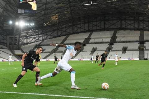 20 09 2018 xjhx Football UEFA Europa League Olympique Marseille Eintracht Frankfurt emporer Bouna Sarr Olympique Marseille Filip Kostic Eintracht Frankfurt DFL DFB REGULATIONS PROHIBIT ANY USE OF PHOTOGRAPH as IMAGE SEQUENCES and or QUASI VIDEO Marseille